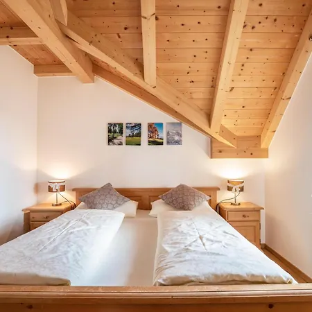 Wernerhof Rosela サン・ジェネージオ・アテジーノ