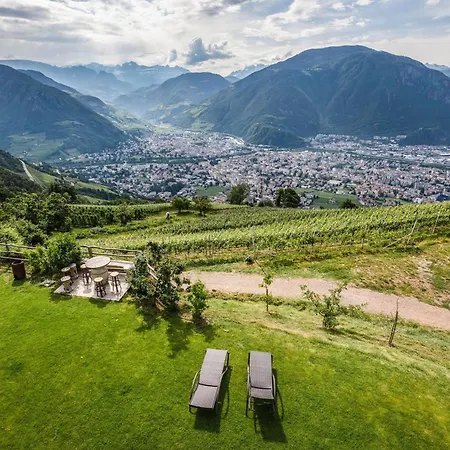 Wernerhof Rosela サン・ジェネージオ・アテジーノ