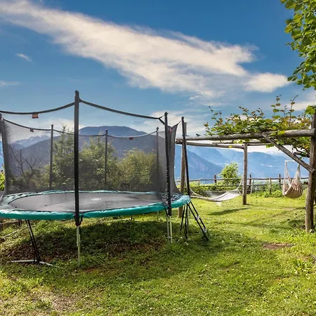 Wernerhof Rosela アパート サン・ジェネージオ・アテジーノ