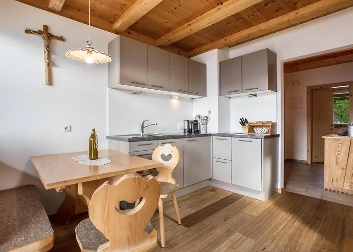 Wernerhof Rosela * סן גנסיו אטסינו